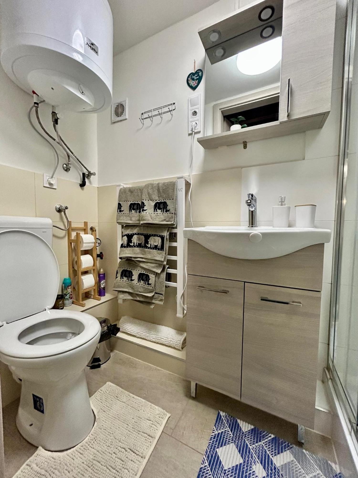 Crystalhome דירה