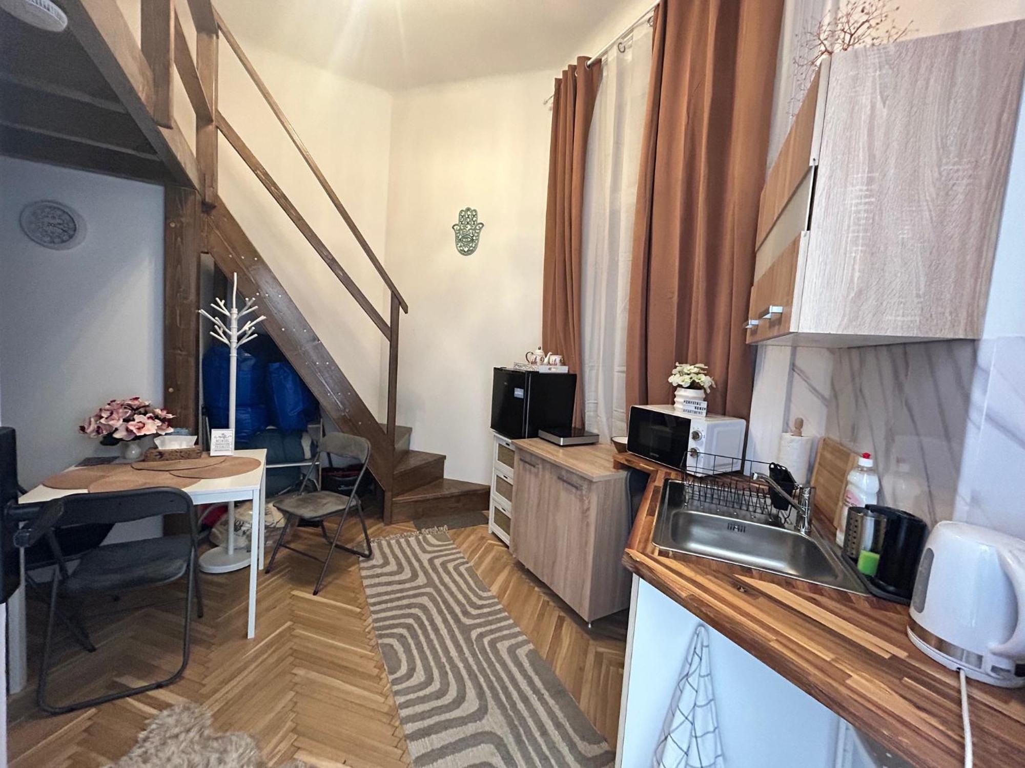 Crystalhome דירה *